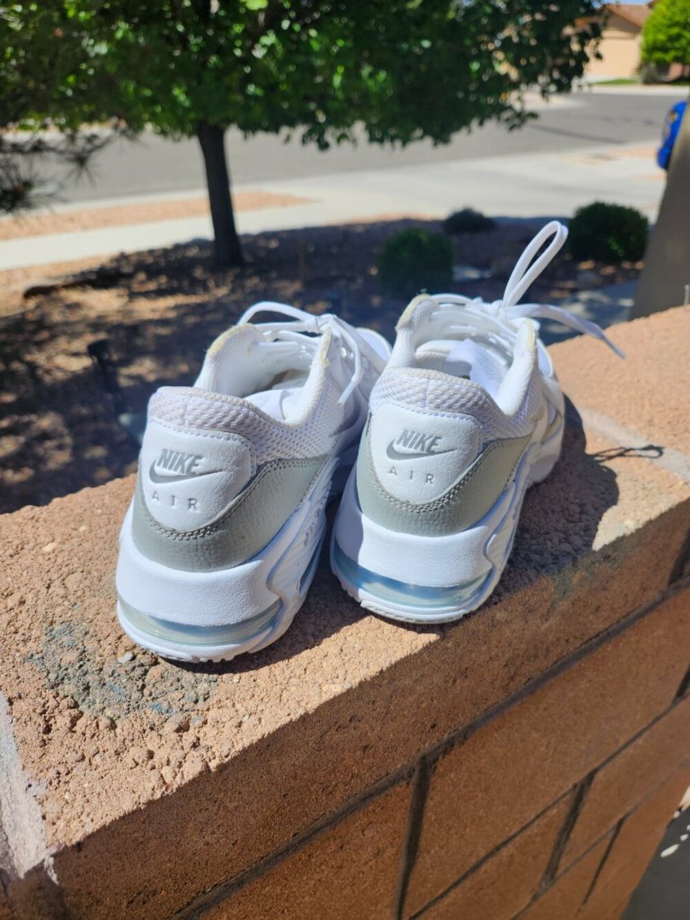 Nike Air Max EXCEE Women Athletic Shoes White/Platinum Sz 9 AUTHENTIC - Picture 10 of 10
